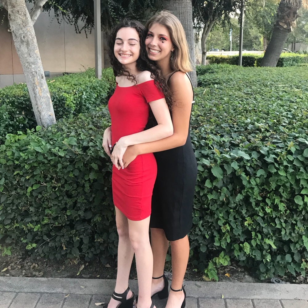 Red Off the shoulder Body-Con Dress